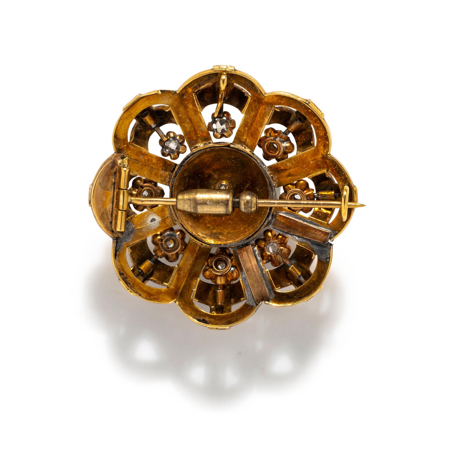 DIAMOND AND ENAMEL BROOCH
