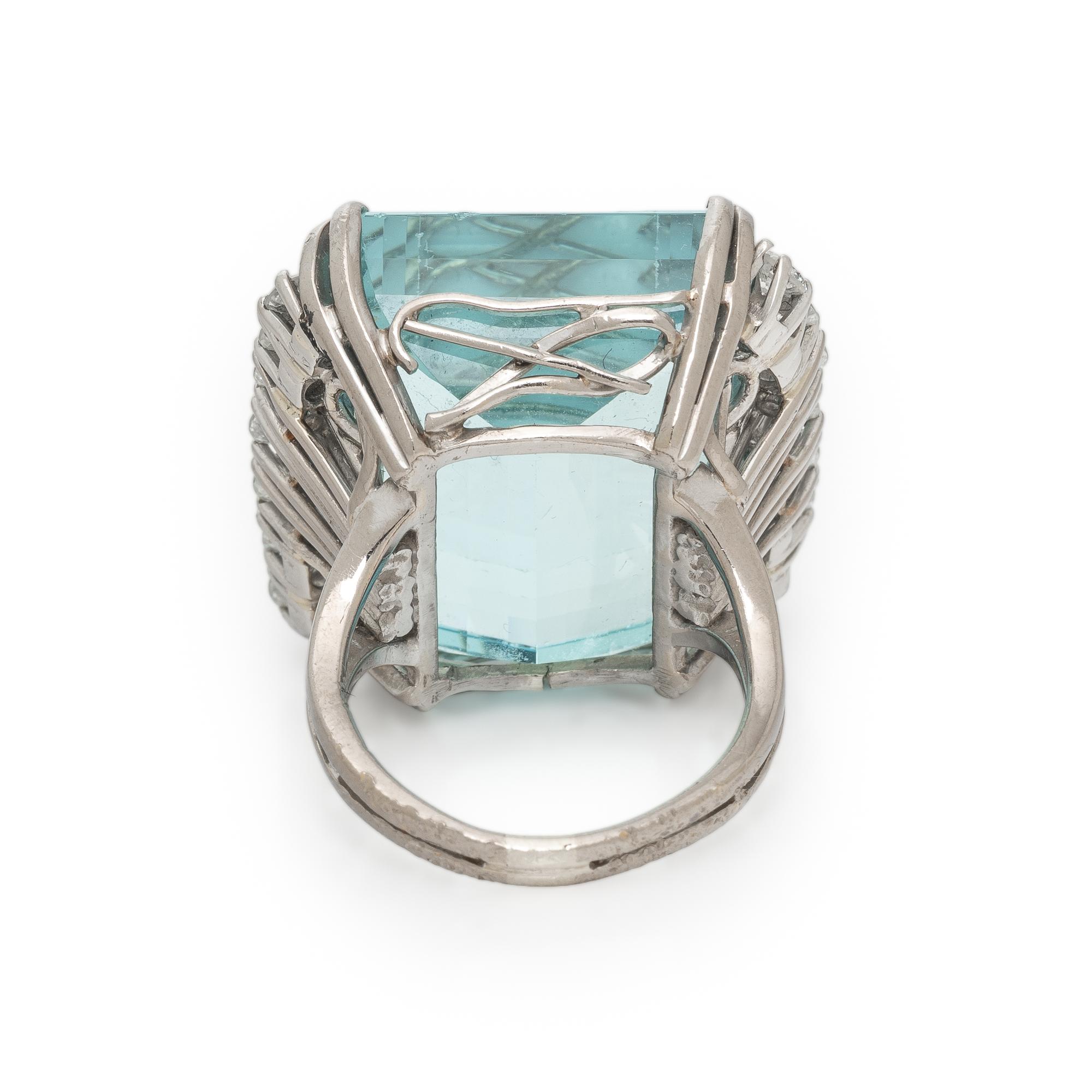 AQUAMARINE AND DIAMOND RING