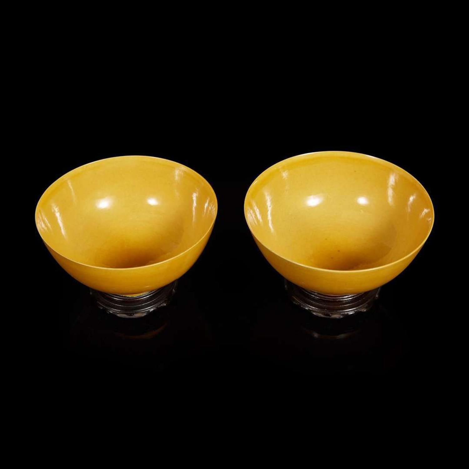 A pair of Chinese yellow-glazed bowls 嬌黃釉盌一對 Kangxi mark and of the period ??? ? ??