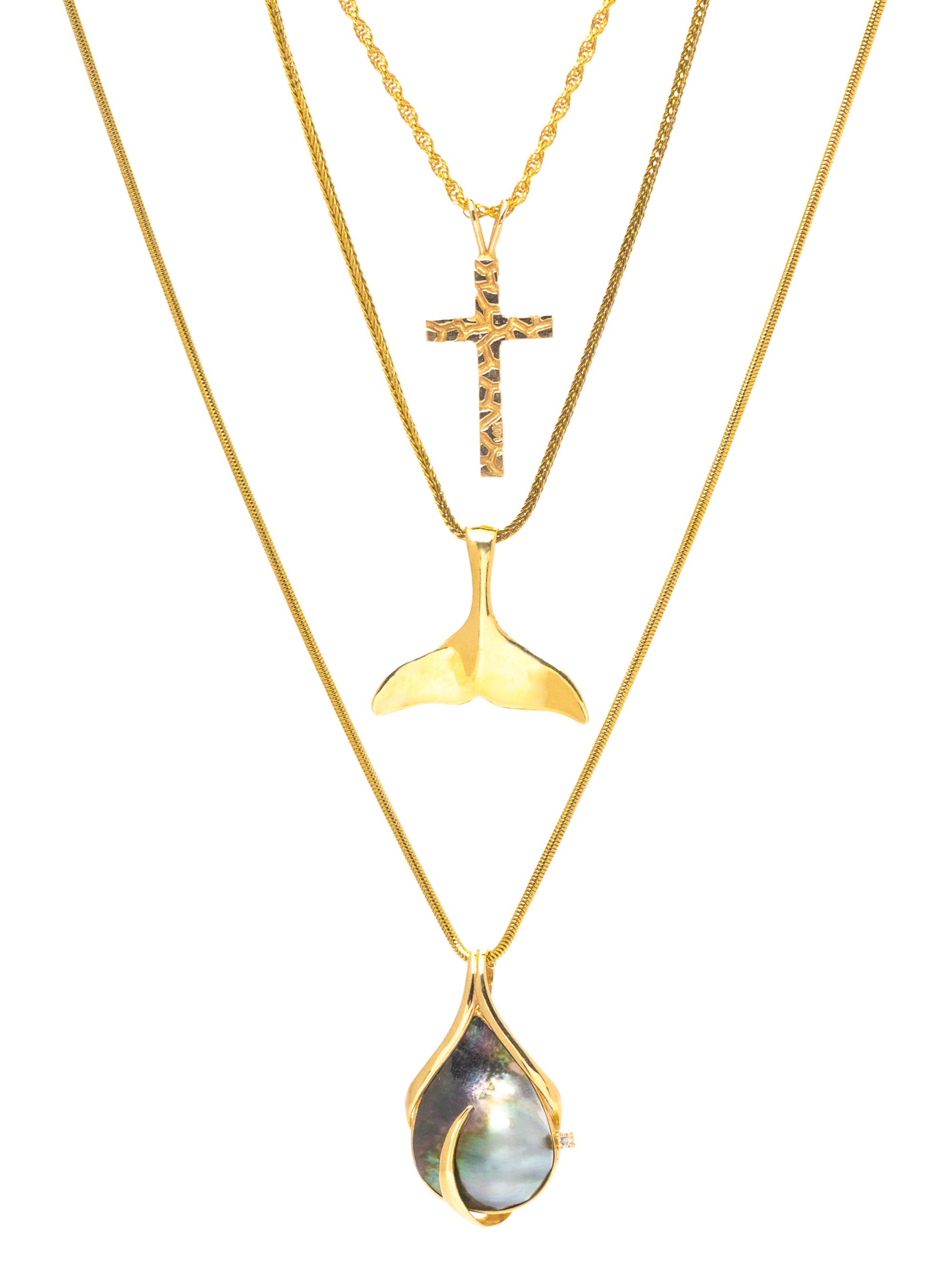 A Collection of 14 Karat Yellow Gold Pendant Necklaces, 24.40 dwts.