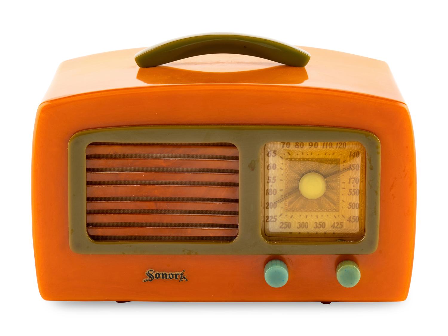 A Sonora Coronet KM Radio