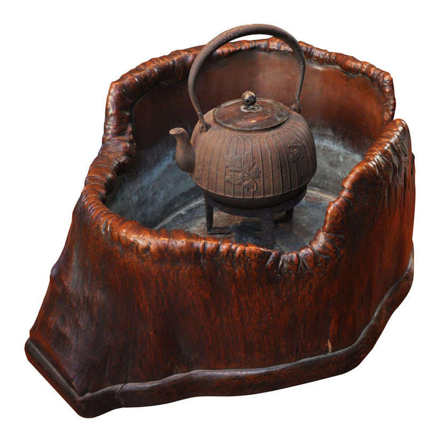 An Edo Period Wood and Copper Hibachi with Teapot and Stand 12 x 16-1/2 x 22 inches — Japan, 18th century