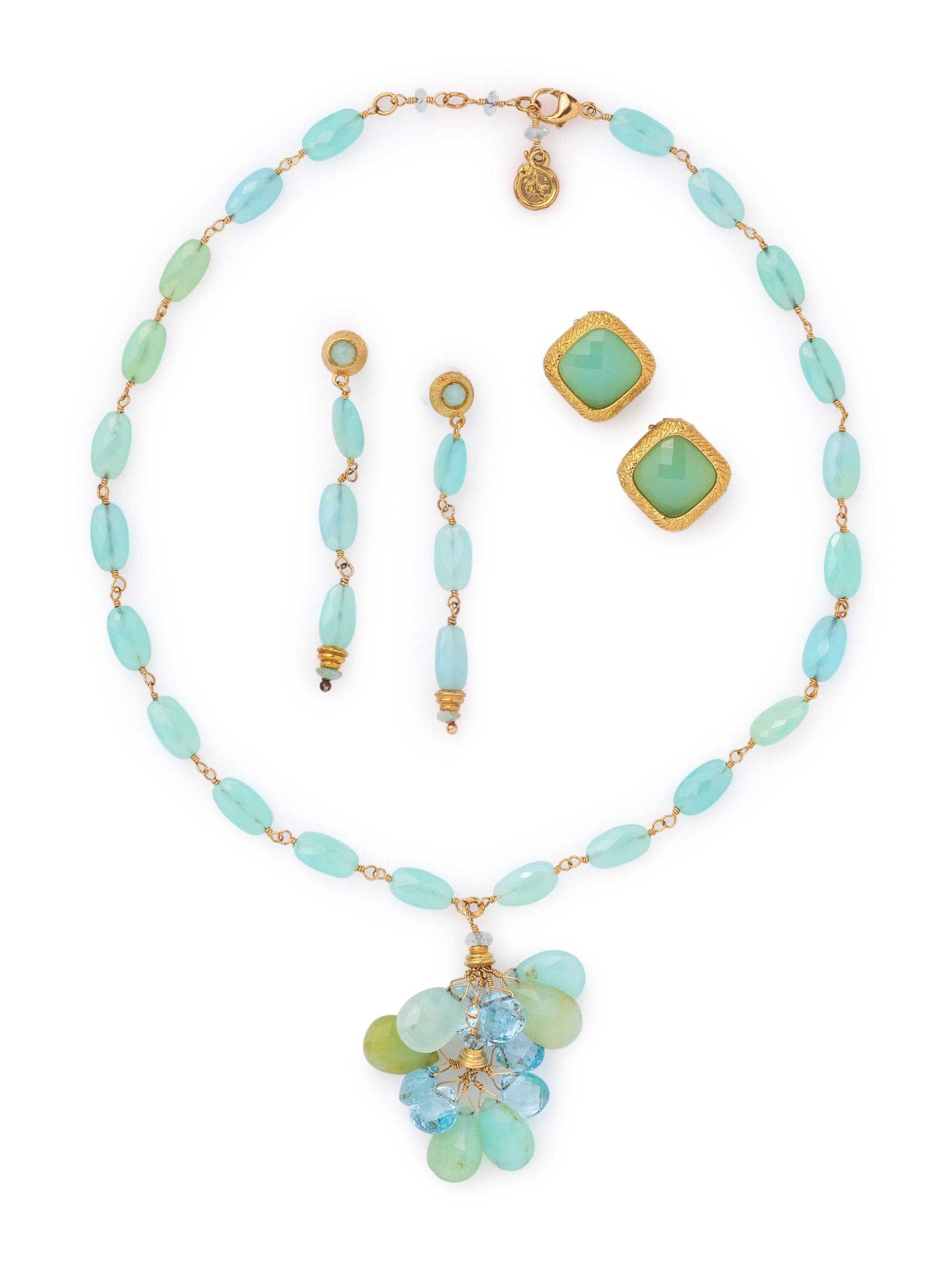 DOMINIQUE COHEN, YELLOW GOLD AND CHALCEDONY NECKLACE