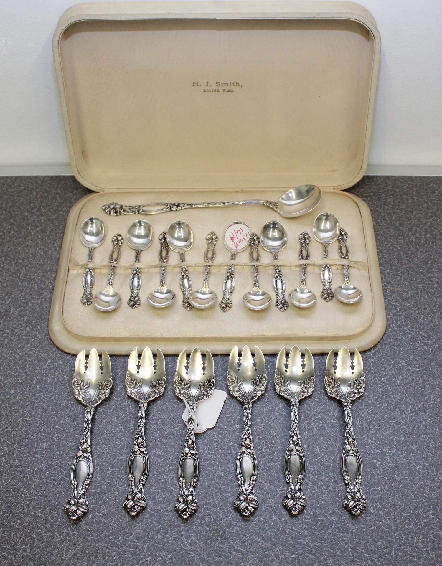 An American Silver Dessert Service, International Silver Co., Wallingford, CT, Frontenac pattern, comprising 12 chocolate spoons, 6 ice