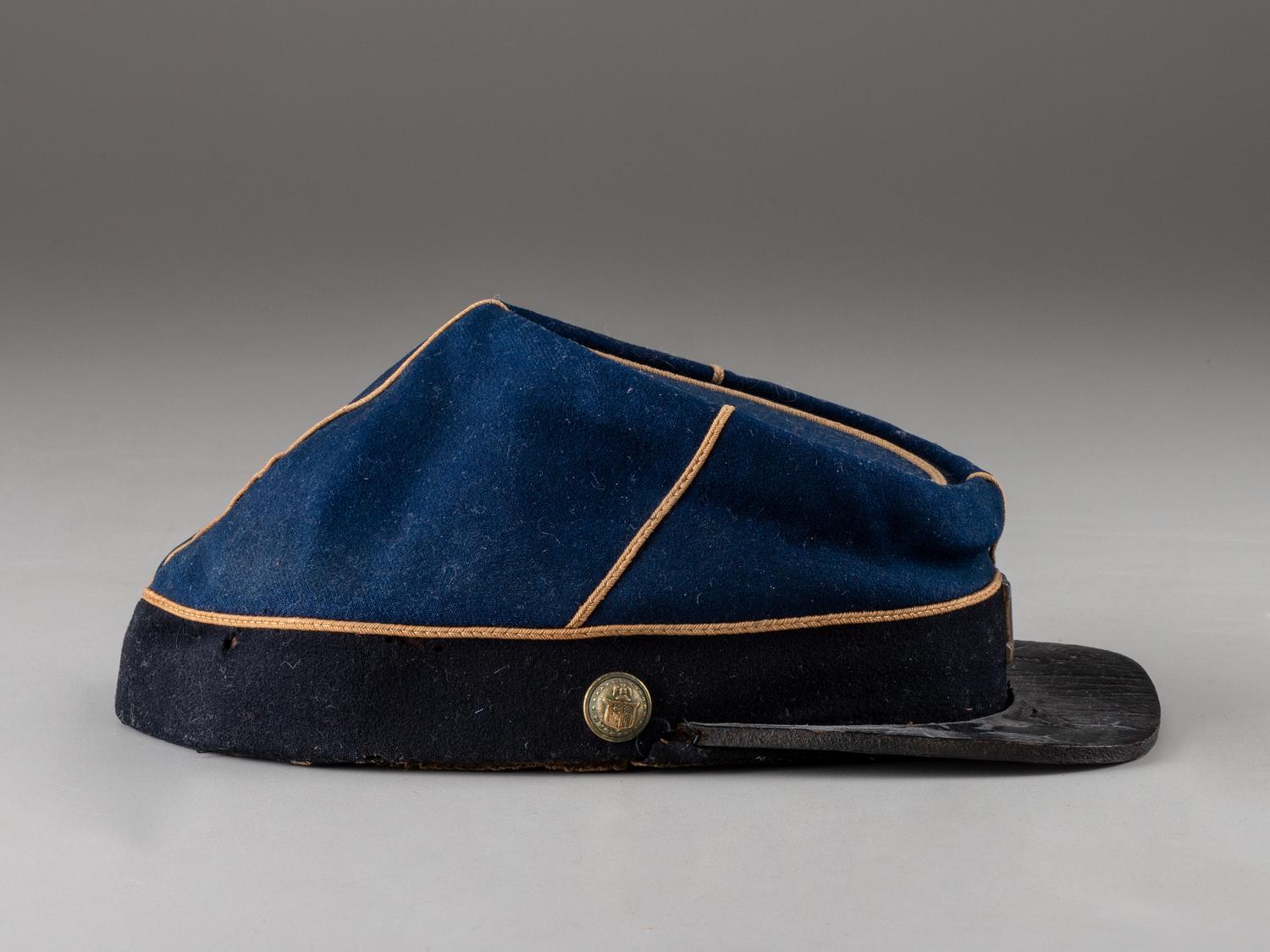 [CIVIL WAR]. Late-war 12th New York Militia kepi, manufactured by J.H. McKenney & Co., New York.