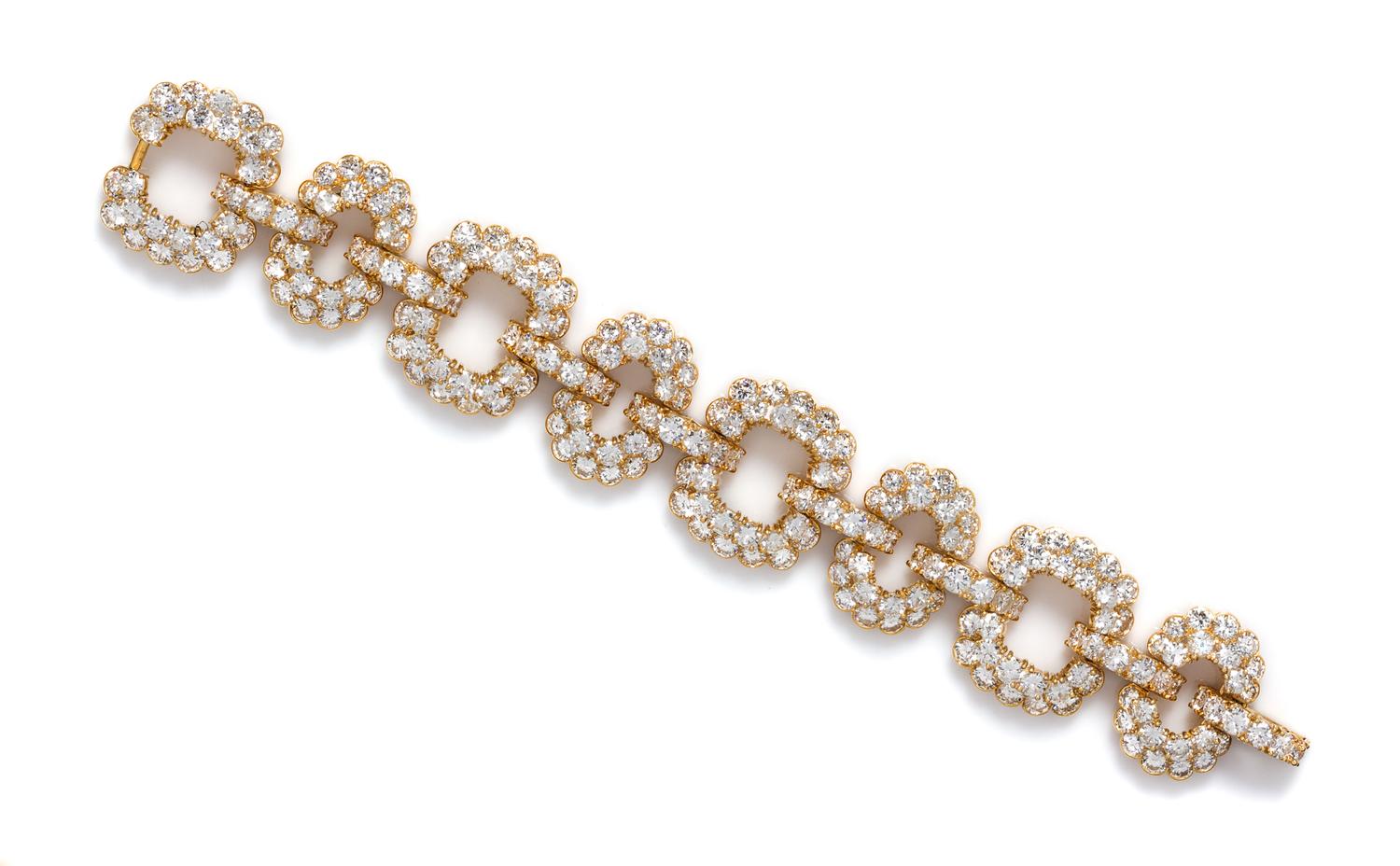 A Yellow Gold and Diamond Link Bracelet, Van Cleef & Arpels, 40.10 dwts.