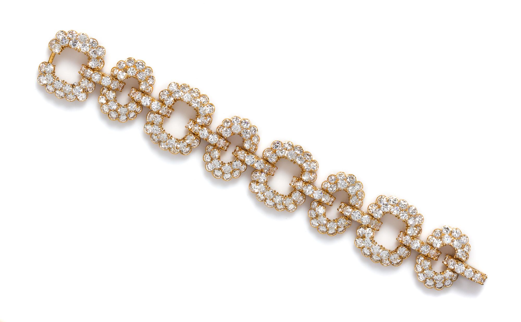 A Yellow Gold and Diamond Link Bracelet, Van Cleef & Arpels, 40.10 dwts.