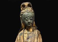 A Chinese gilt-lacquered bronze figure of Guanyin, 17th / 18th century 漆金銅觀音 十七或十八世紀