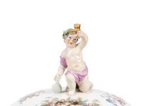 A Berlin (K.P.M.) Porcelain Covered Tureen
