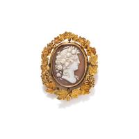 VICTORIAN, YELLOW GOLD AND SHELL CAMEO PENDANT/BROOCH