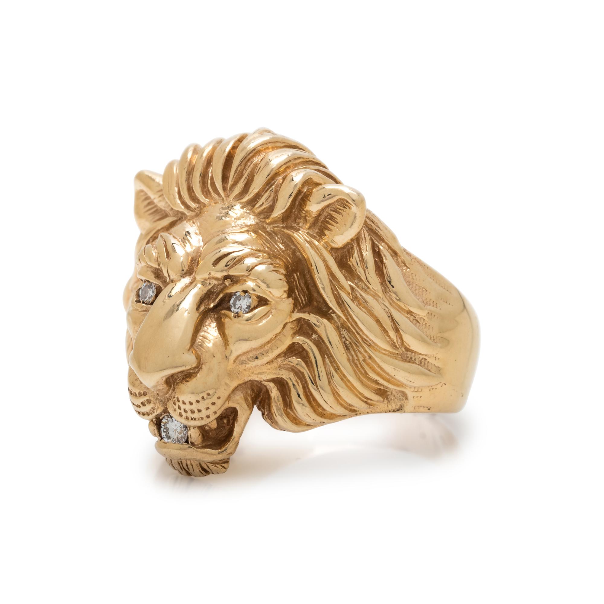 YELLOW GOLD AND DIAMOND LION RING