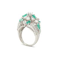 EMERALD AND DIAMOND RING