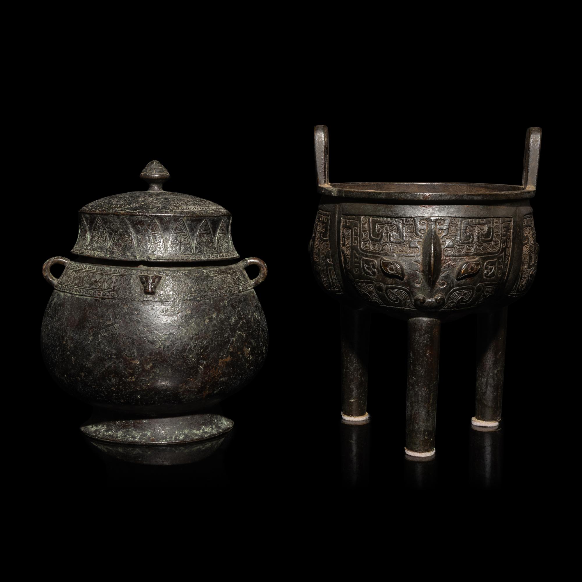 Two Chinese Archaistic Bronze Vessels, 19th Century — 清晚期 仿古銅器兩件