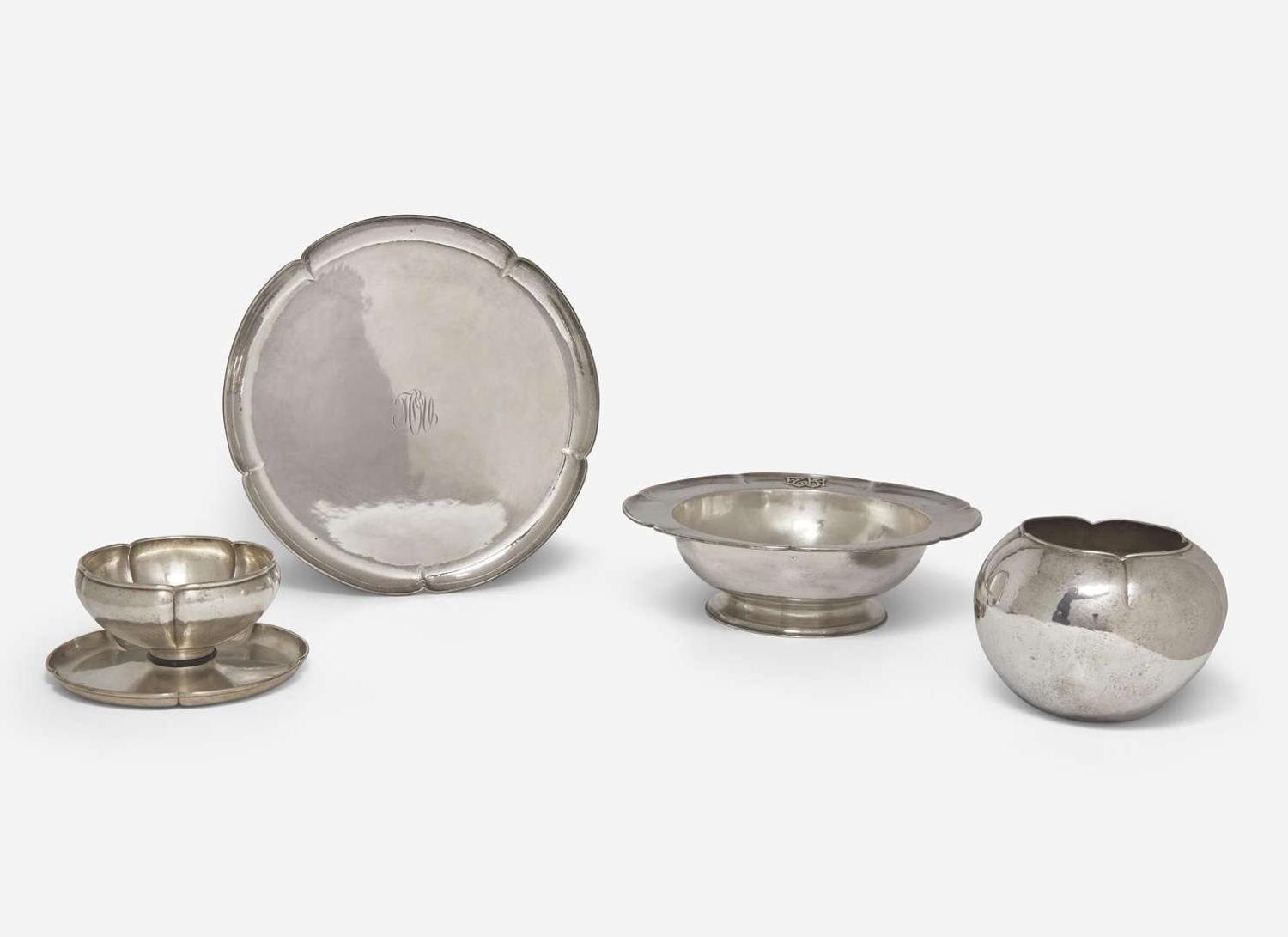 Kalo Shop, Group of Serving Items