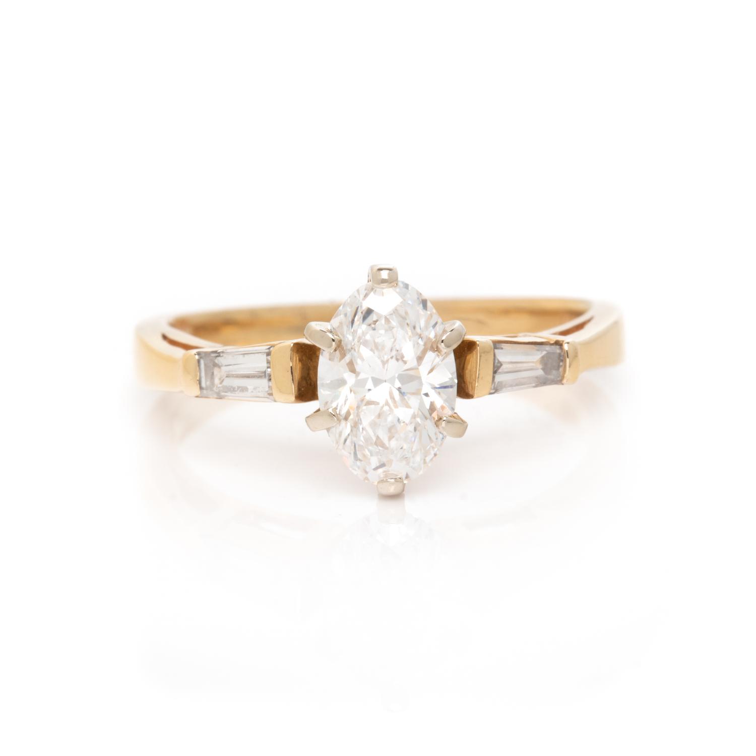 DIAMOND RING