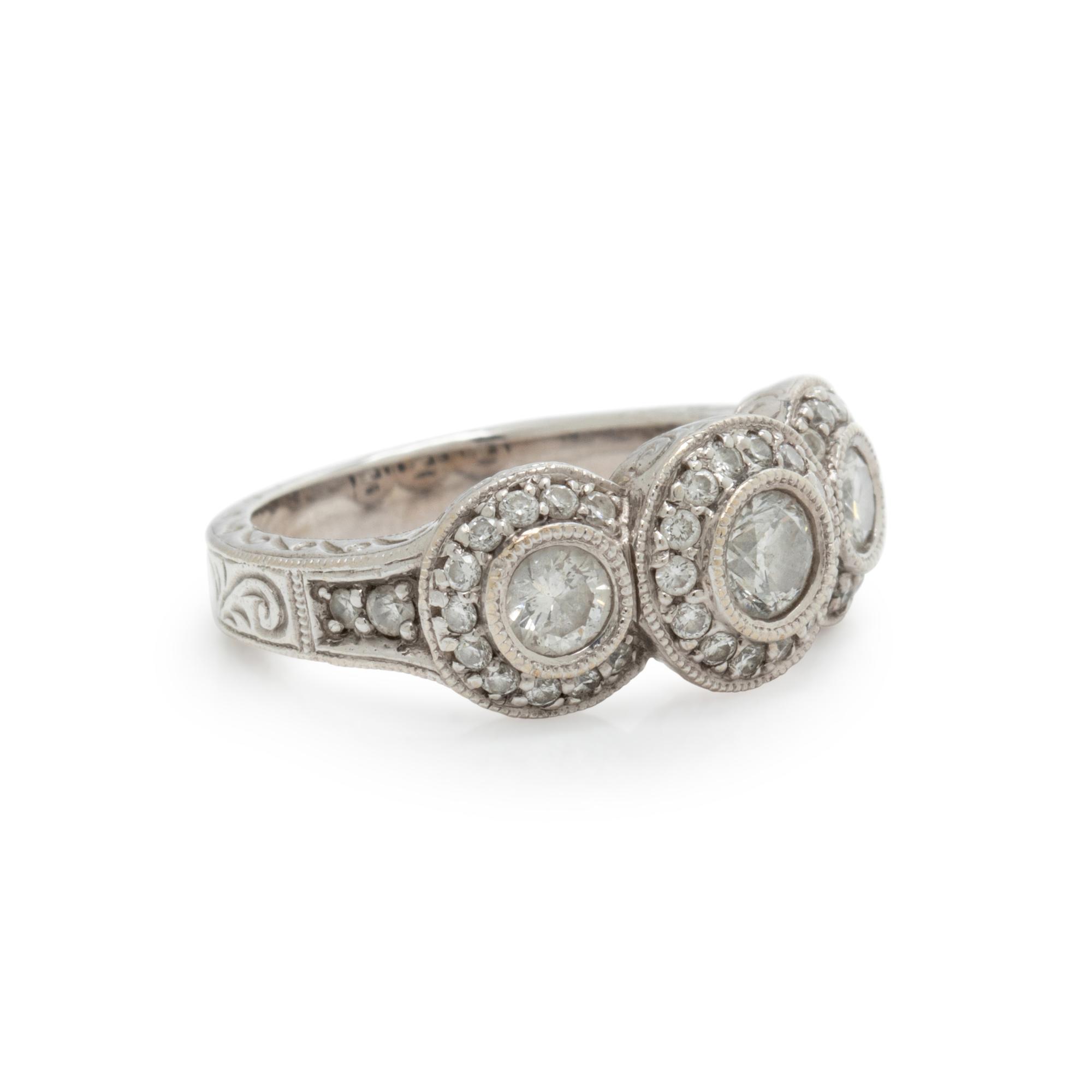 WHITE GOLD AND DIAMOND RING
