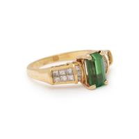 TSAVORITE GARNET, DIAMOND, AND YELLOW GOLD RING