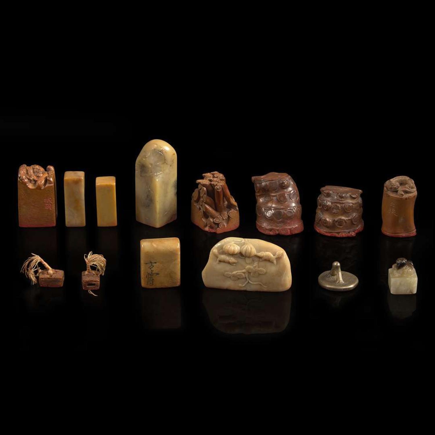 A group of fourteen seals including one by Wang Daxin 印章一组十四件含王大炘一枚 19th to 20th Century ???????