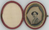 [Daguerreotype] Three Victorian Beauties