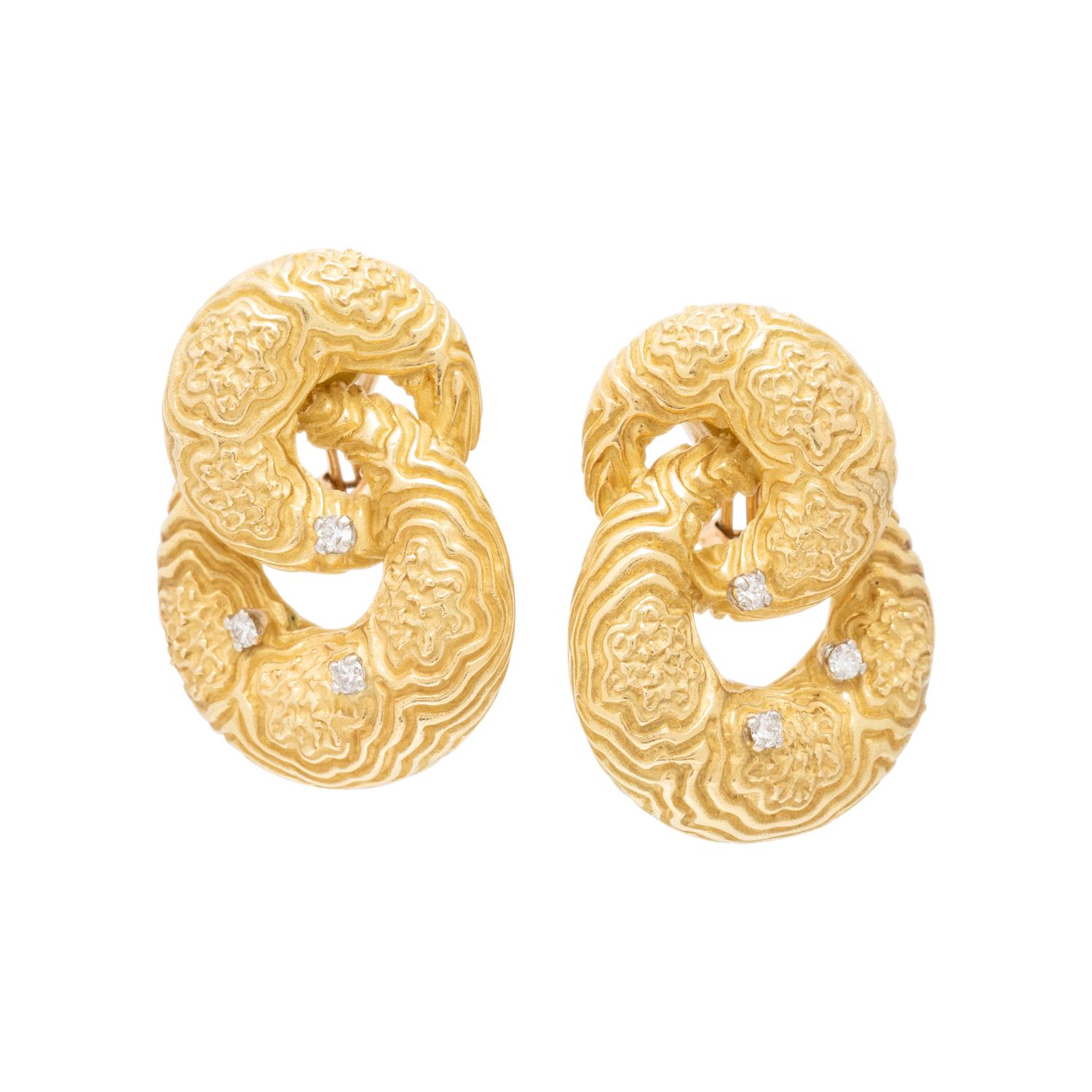 YELLOW GOLD AND DIAMOND EARRINGS