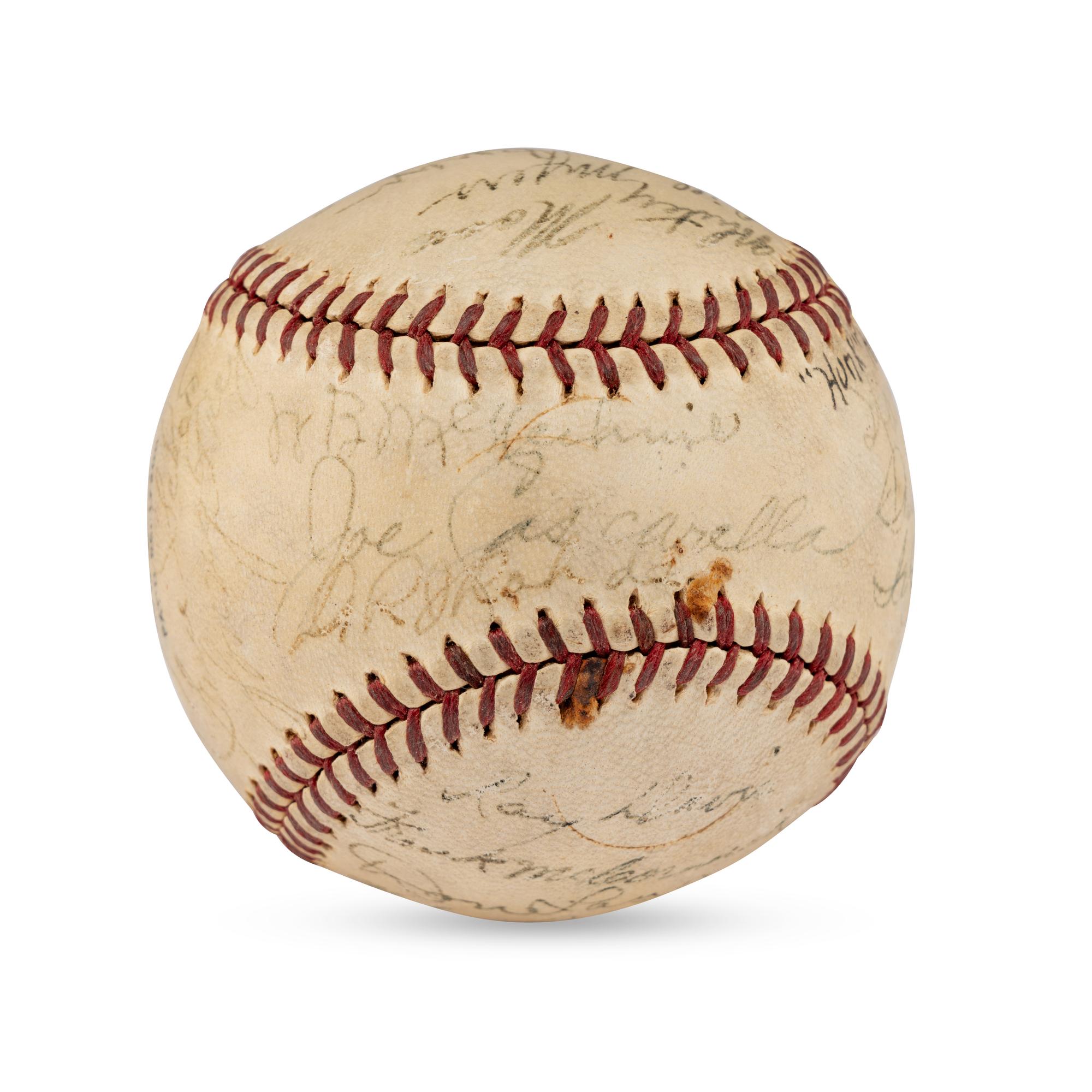 A 1938 Cincinatti Reds Team Signed Autograph Baseball (Beckett Authentication Services)