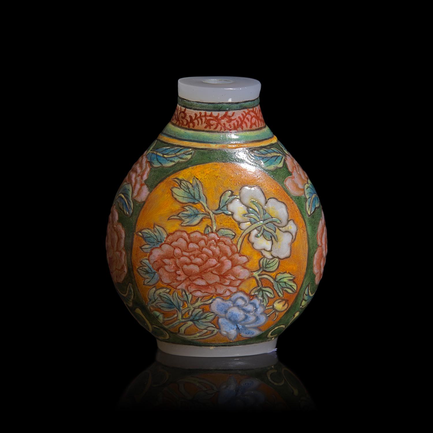A Chinese Enameled Glass Snuff Bottle