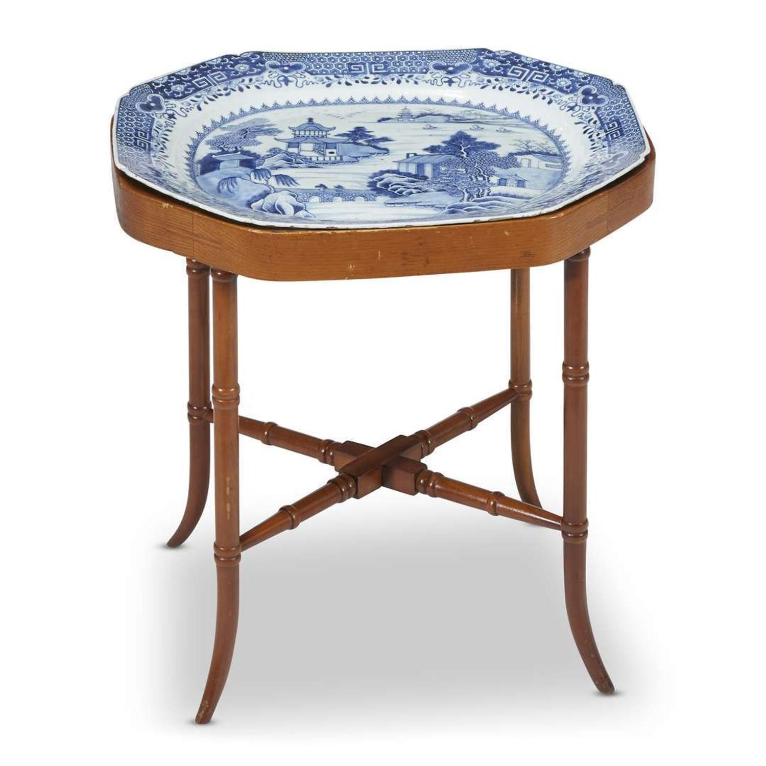 Chinese Export porcelain 'Nanking' platter 19th century
