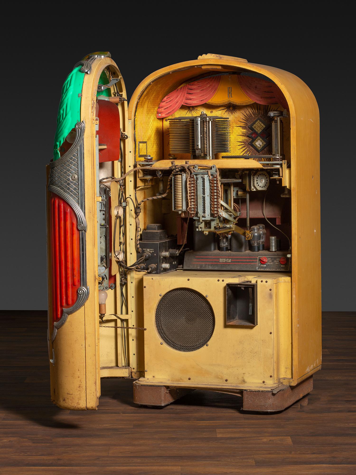 A Rock-ola 'Magic-Glo' Jukebox, Model 1428