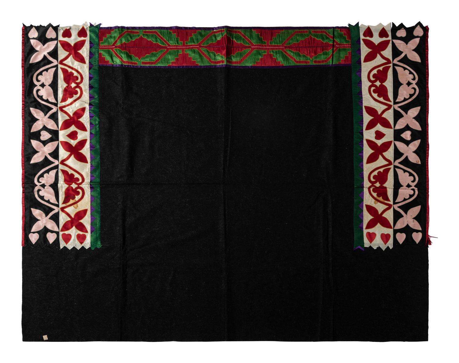 Potawatomi Women's Wool and Ribbonwork Blanket