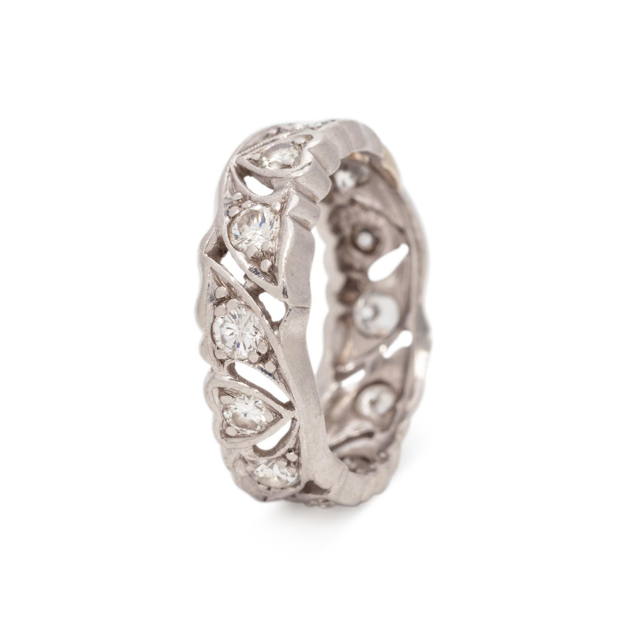 DIAMOND HEART RING