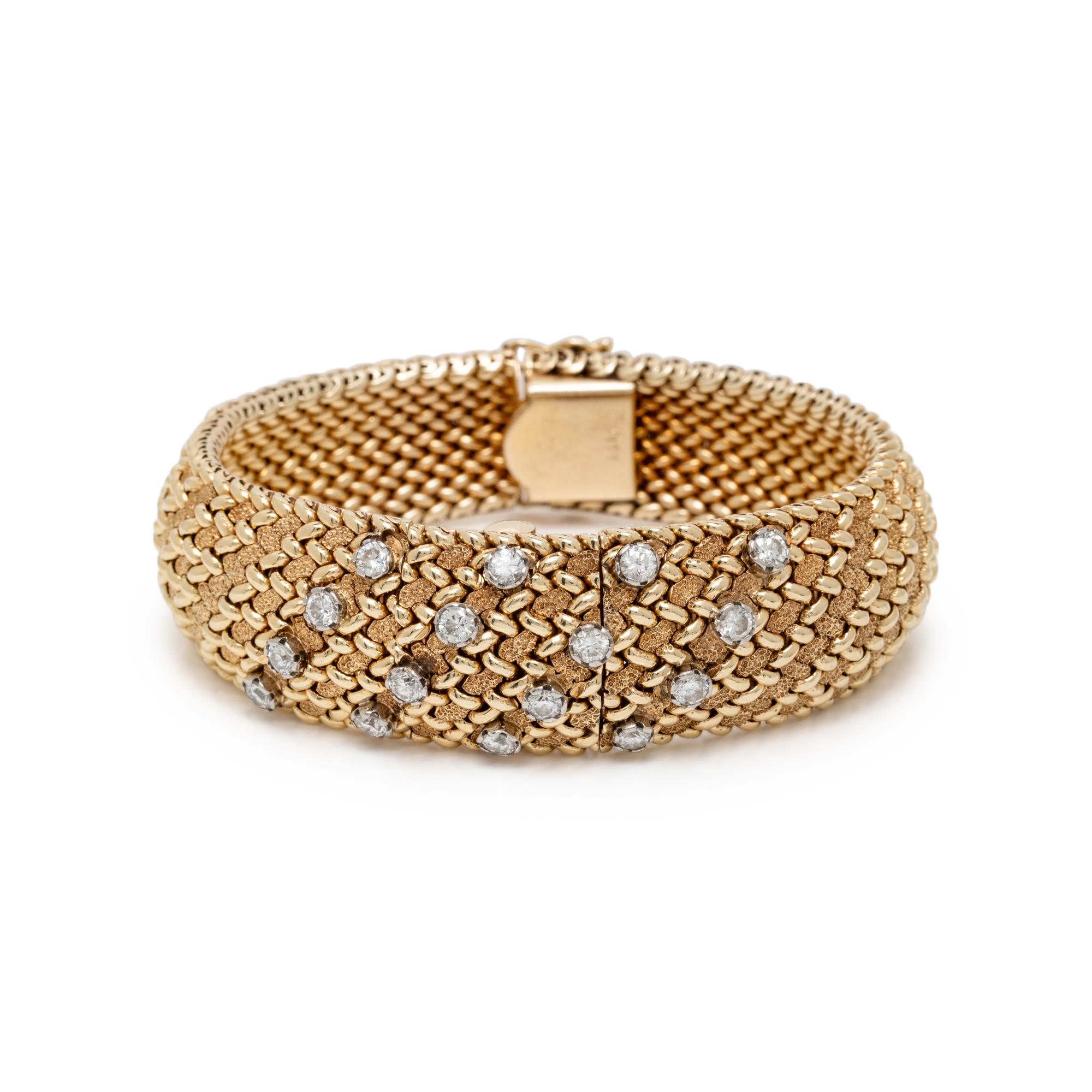 BOUCHE, YELLOW GOLD AND DIAMOND SURPRISE WATCH