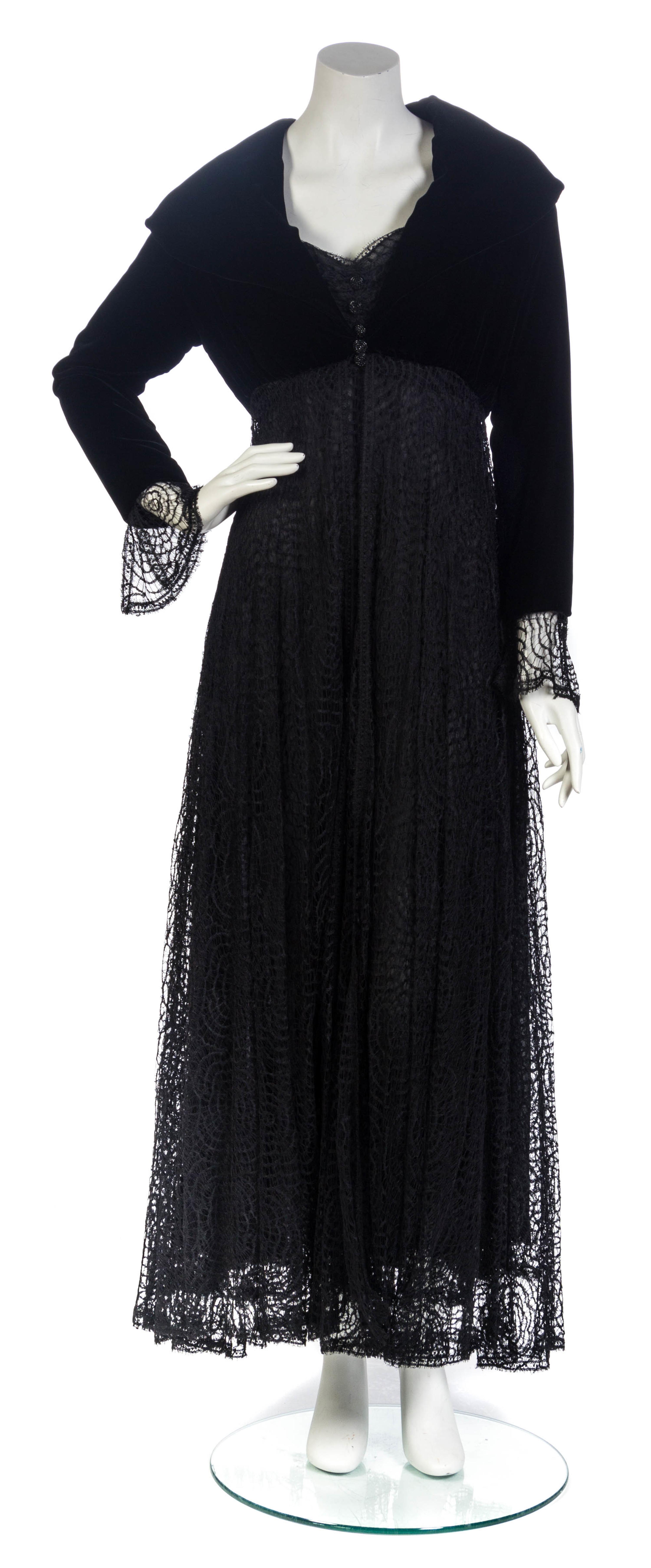 A Chloe Black Lace and Velvet Evening Ensemble, Size 42.
