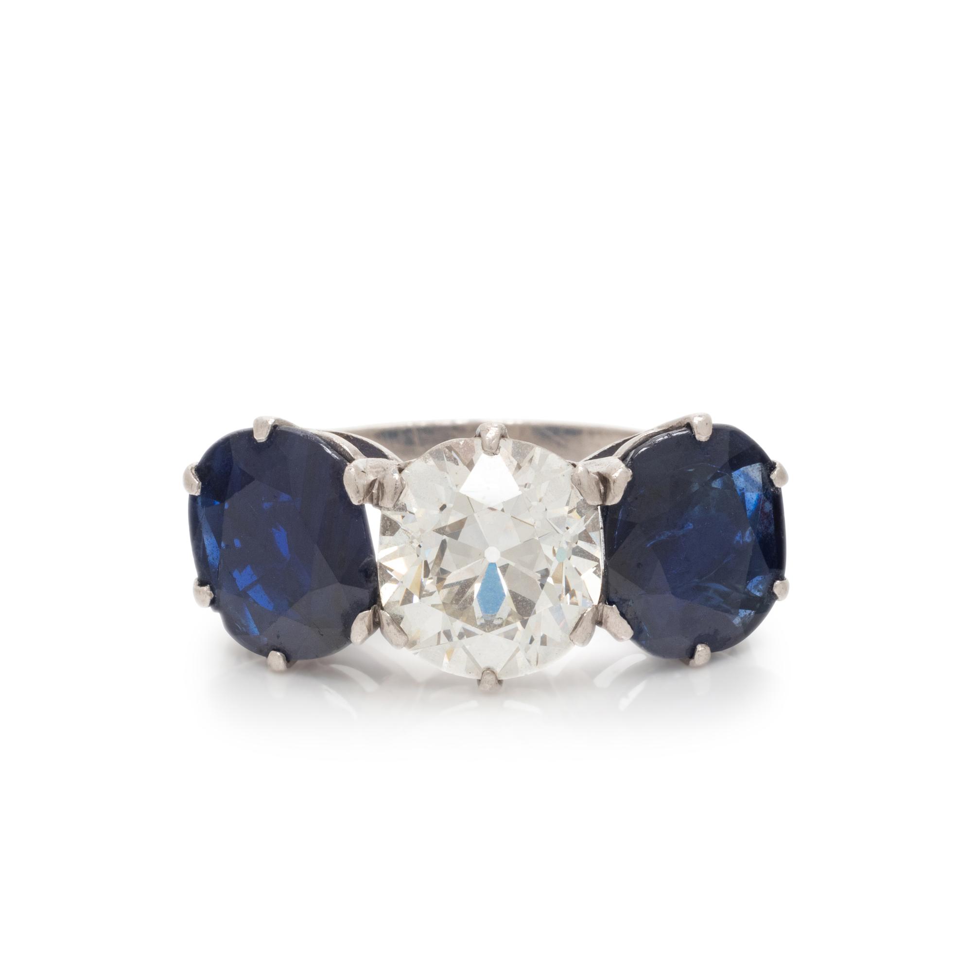 DIAMOND AND SAPPHIRE RING