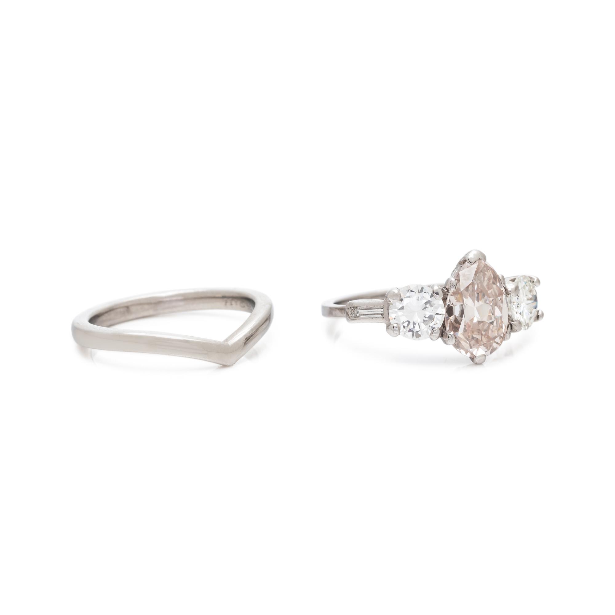 LIGHT PINK-BROWN DIAMOND AND DIAMOND RING
