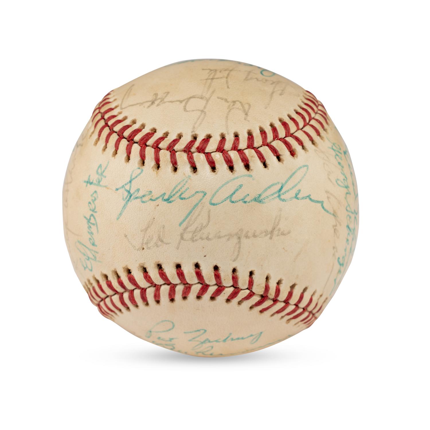 A 1976 Cincinnati Reds Team Signed Autograph Baseball