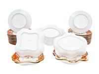 A Chamberlain Worcester Porcelain Dessert Service