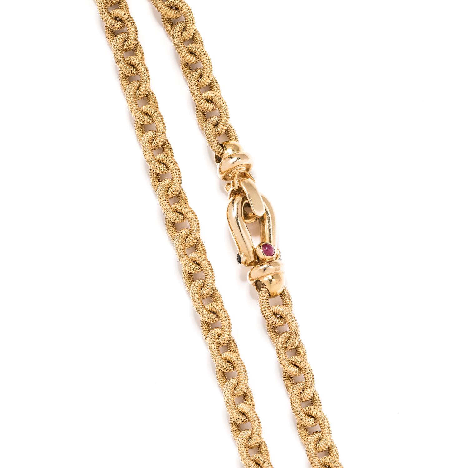 YELLOW GOLD NECKLACE