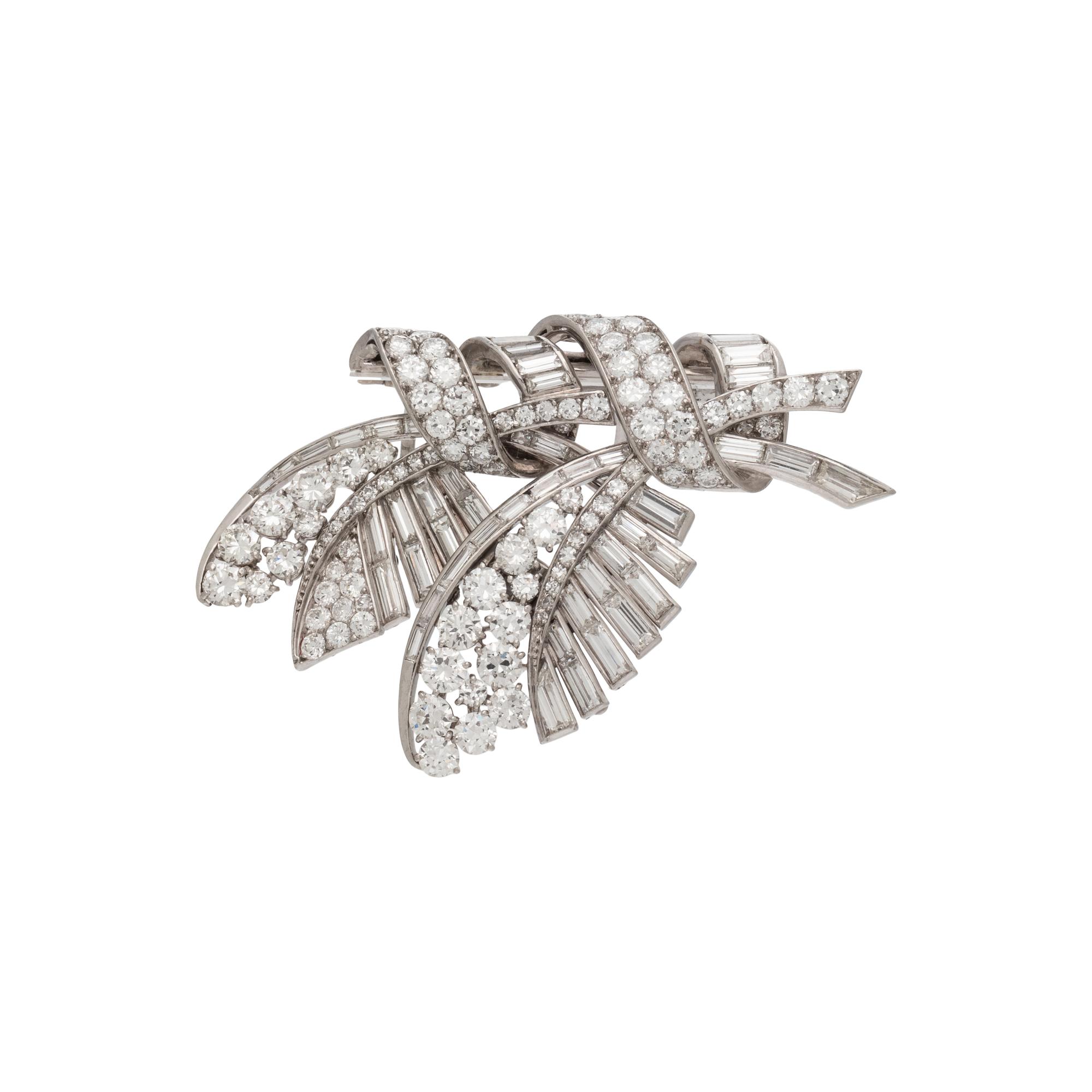 FRENCH, DIAMOND DOUBLE CLIP BROOCH