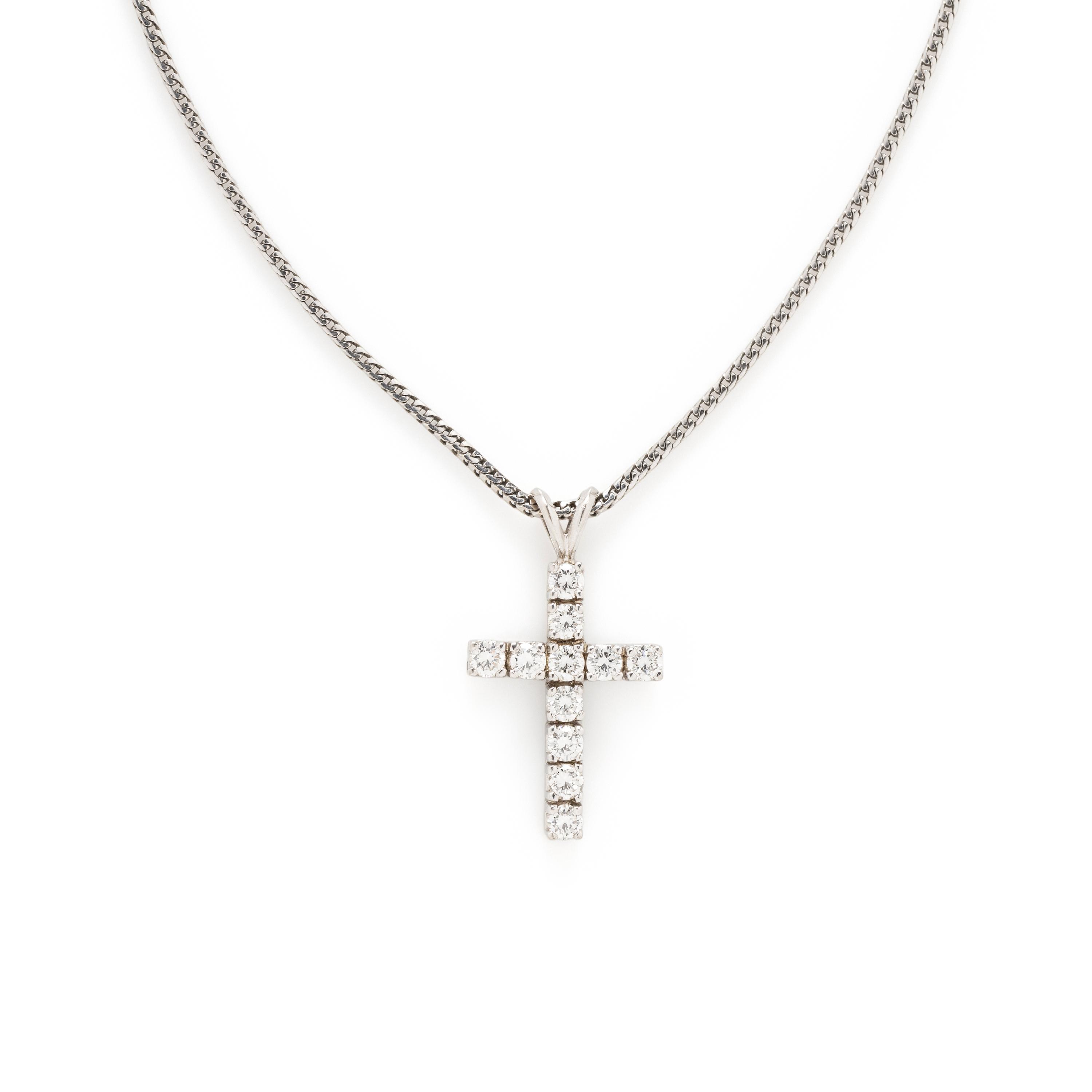 DIAMOND CROSS PENDANT NECKLACE