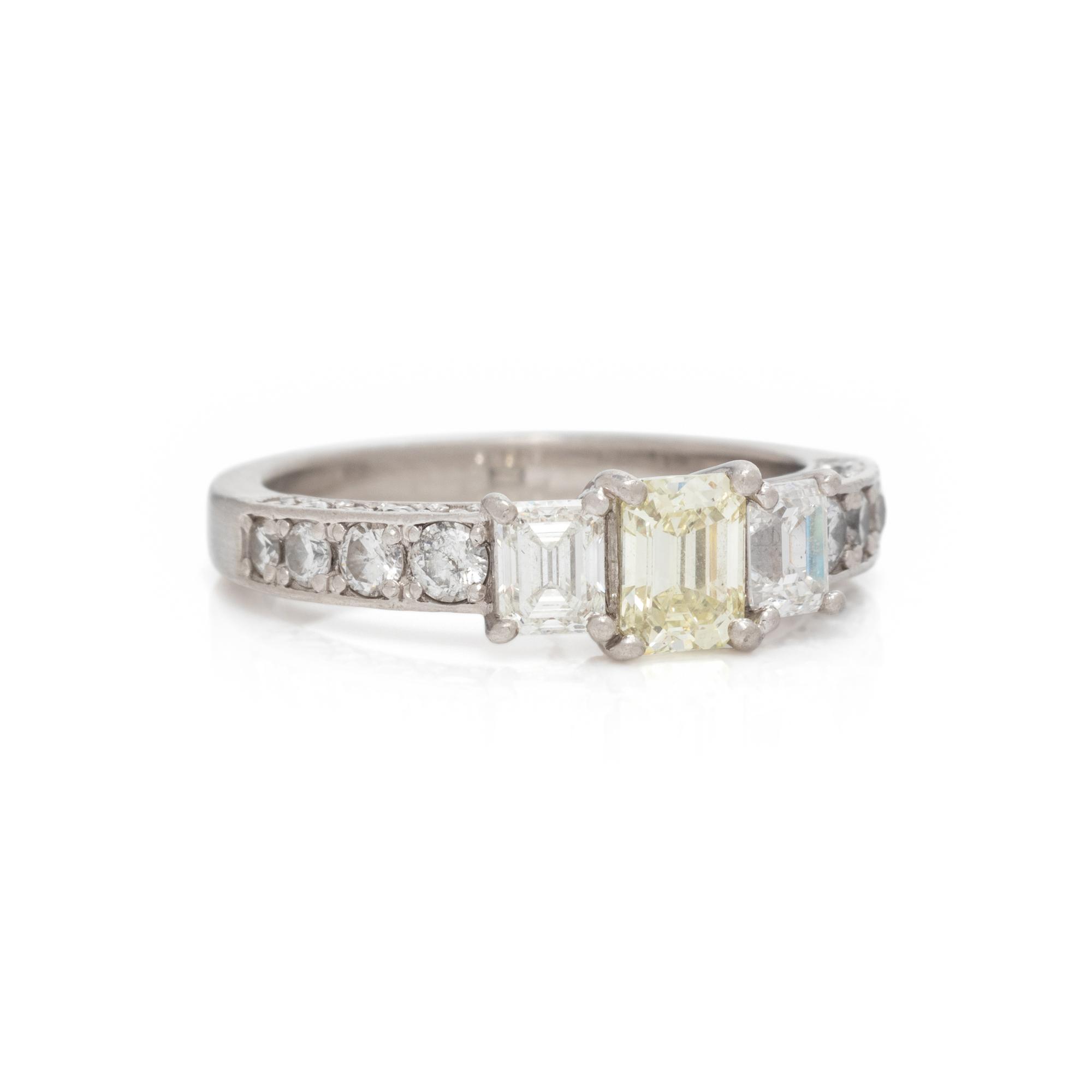 COLORED DIAMOND AND DIAMOND RING