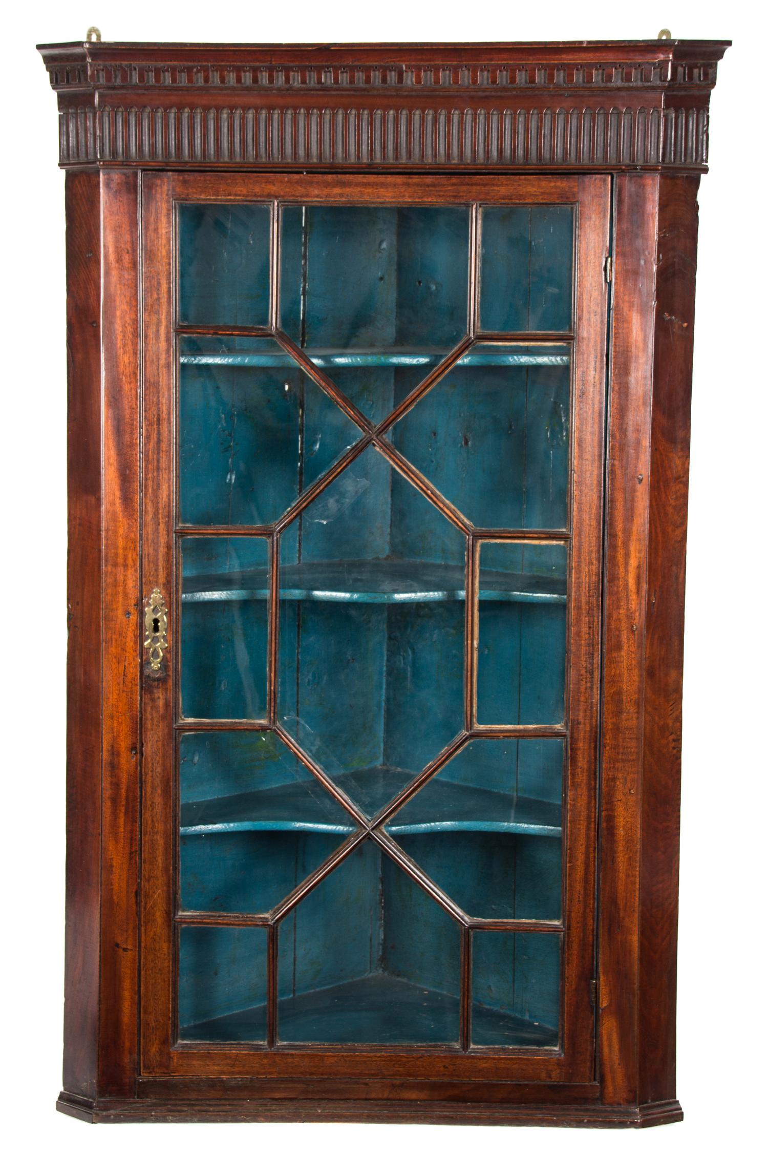 A George III Style Mahogany Hanging Corner Cabinet Height 47 x width 29 x depth 14 1/2 inches. — EARLY 19TH CENTURY