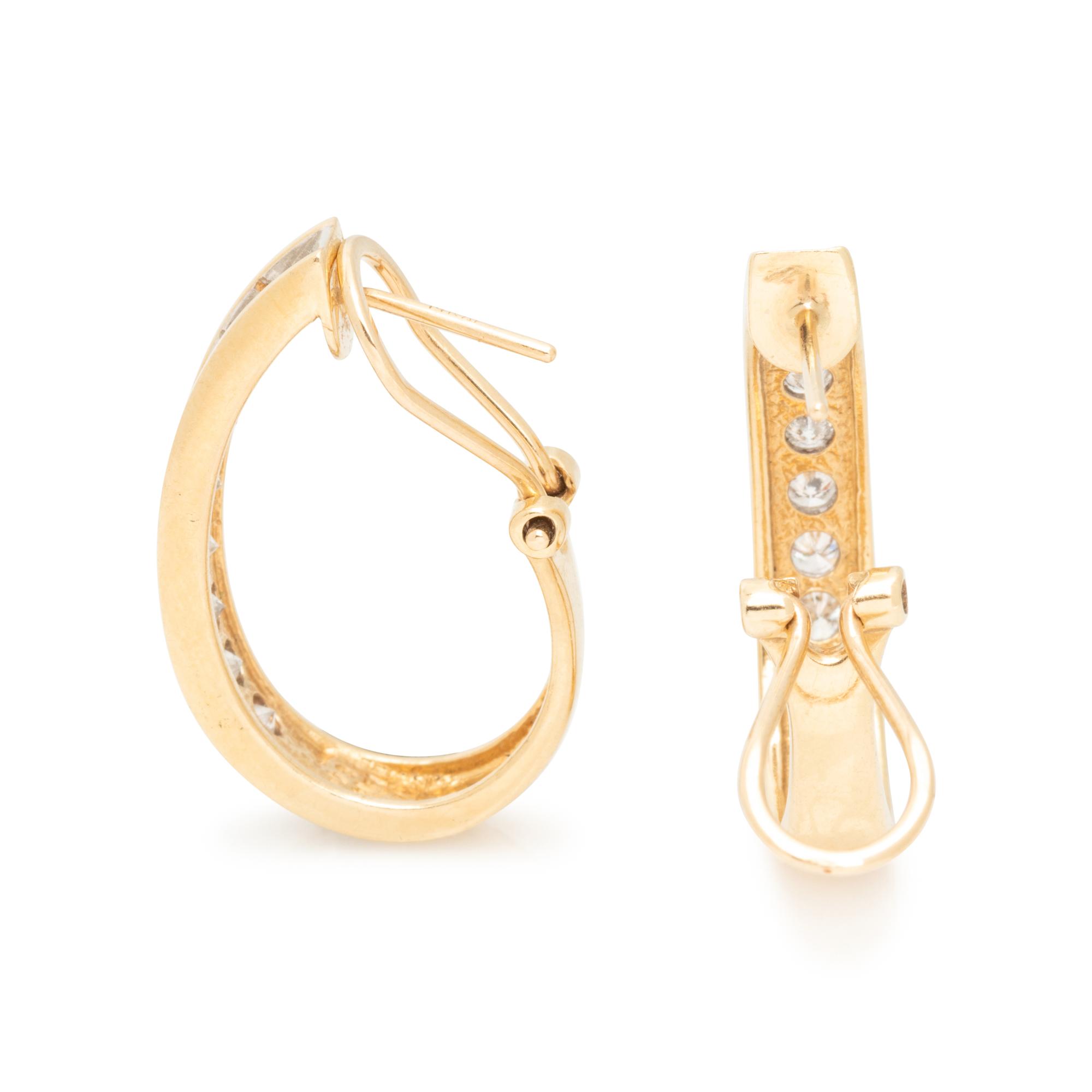 YELLOW GOLD AND DIAMOND EARCLIPS