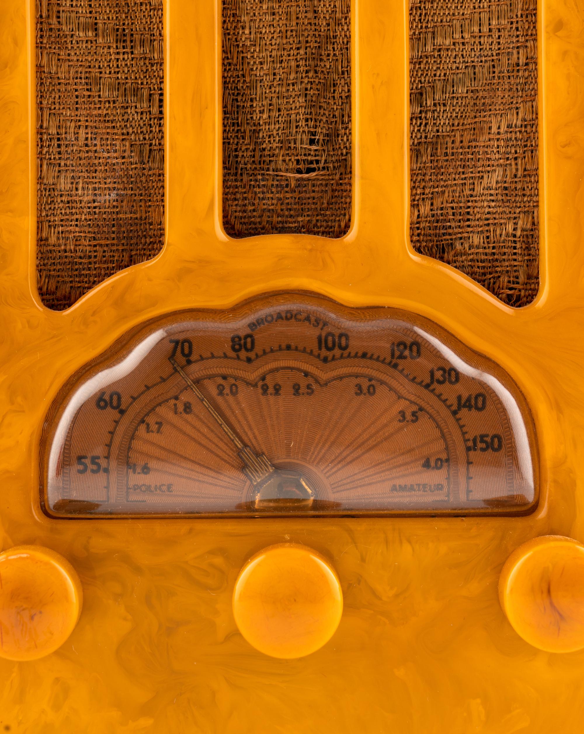 An Emerson AU190 Cathedral Radio