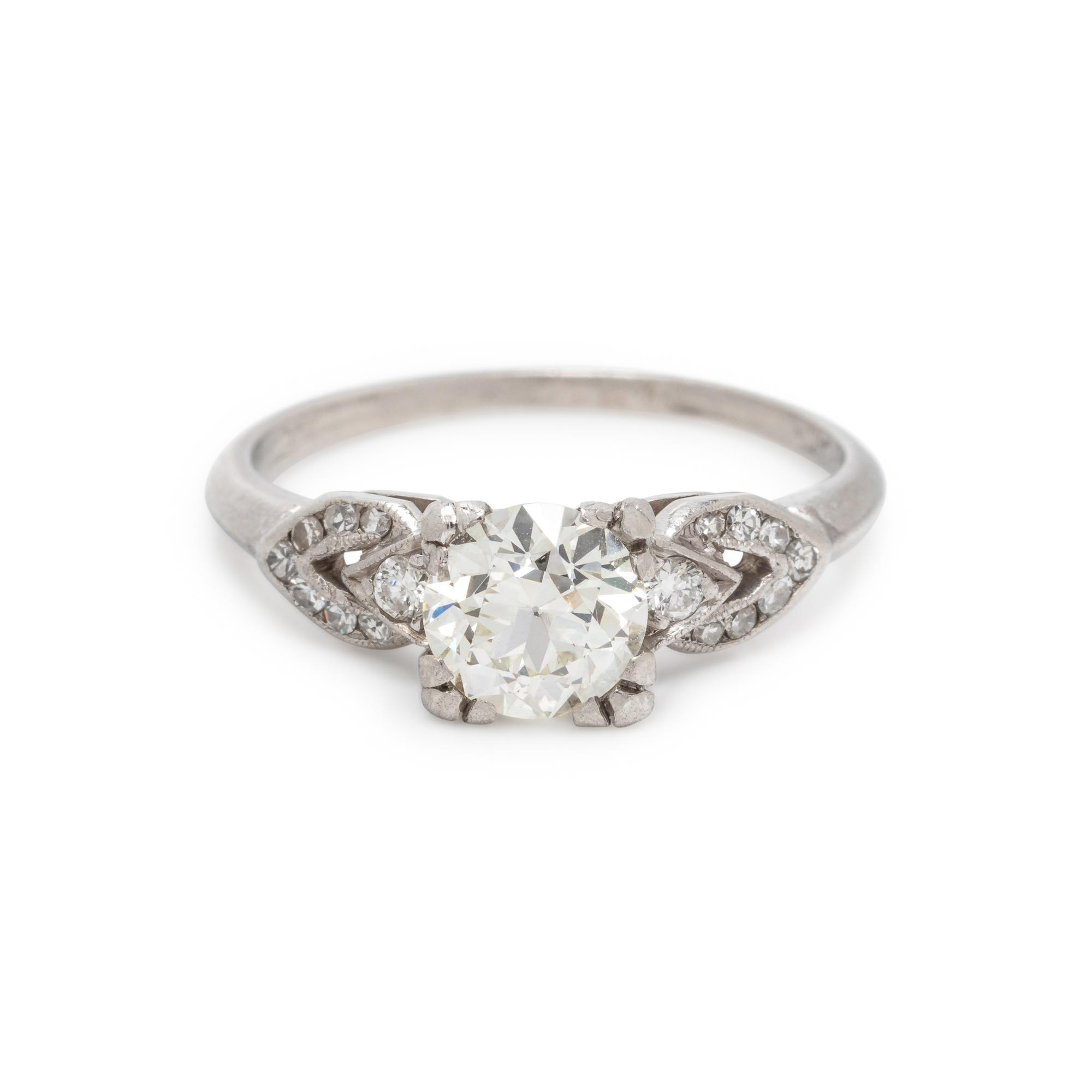 DIAMOND RING