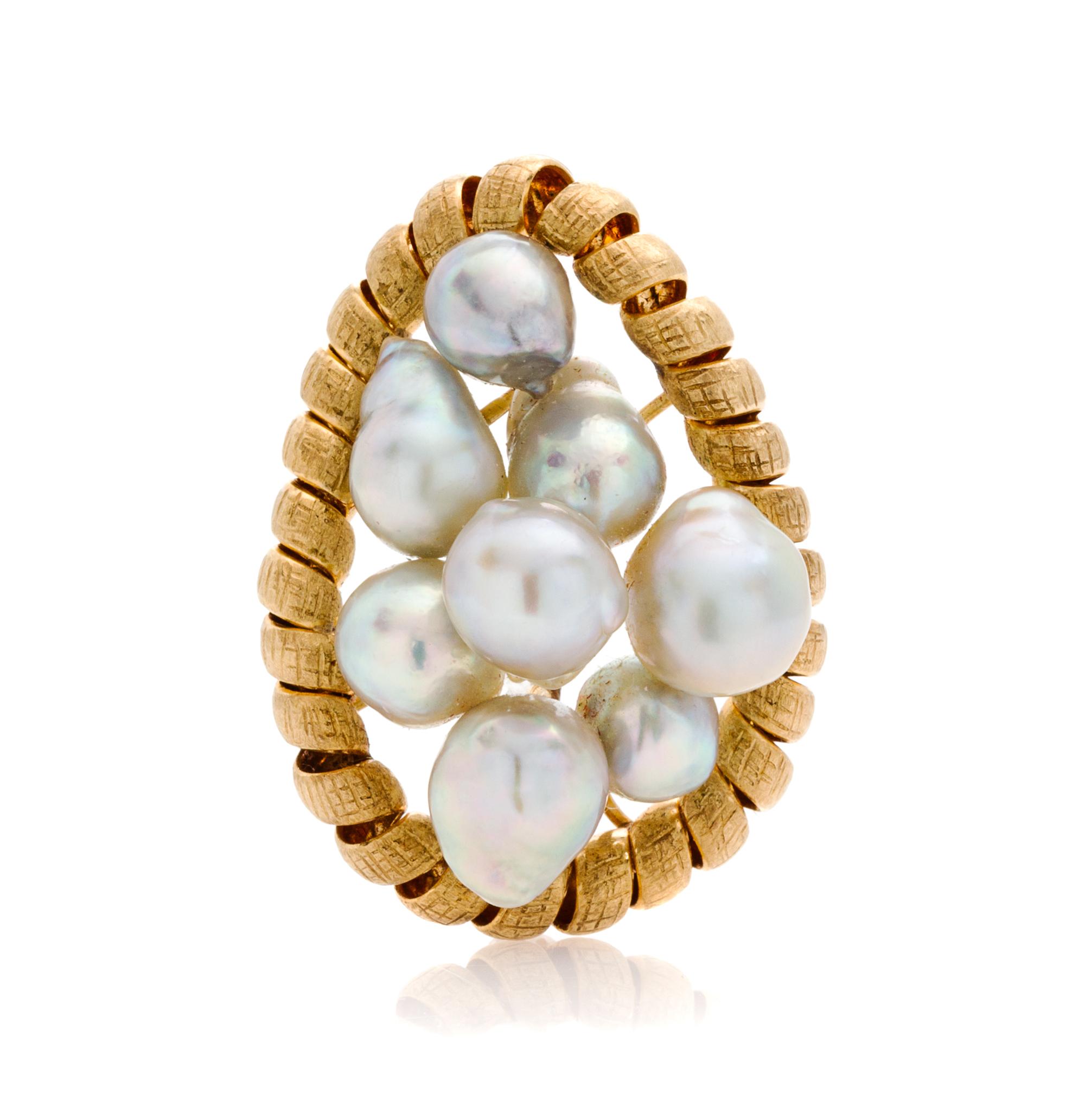 A Yellow Gold and Cultured Pearl Brooch, 10.80 dwts.