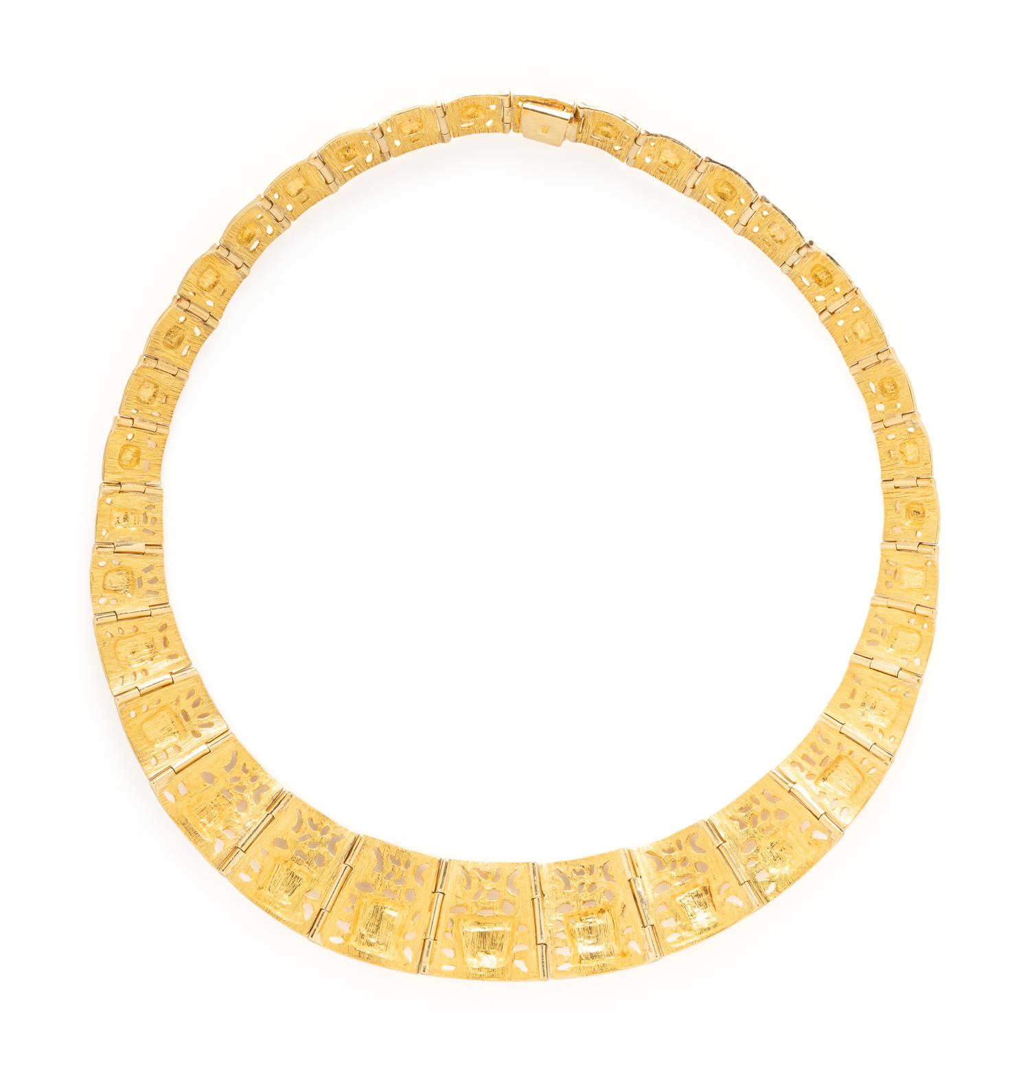 YELLOW GOLD FIGURAL NECKLACE