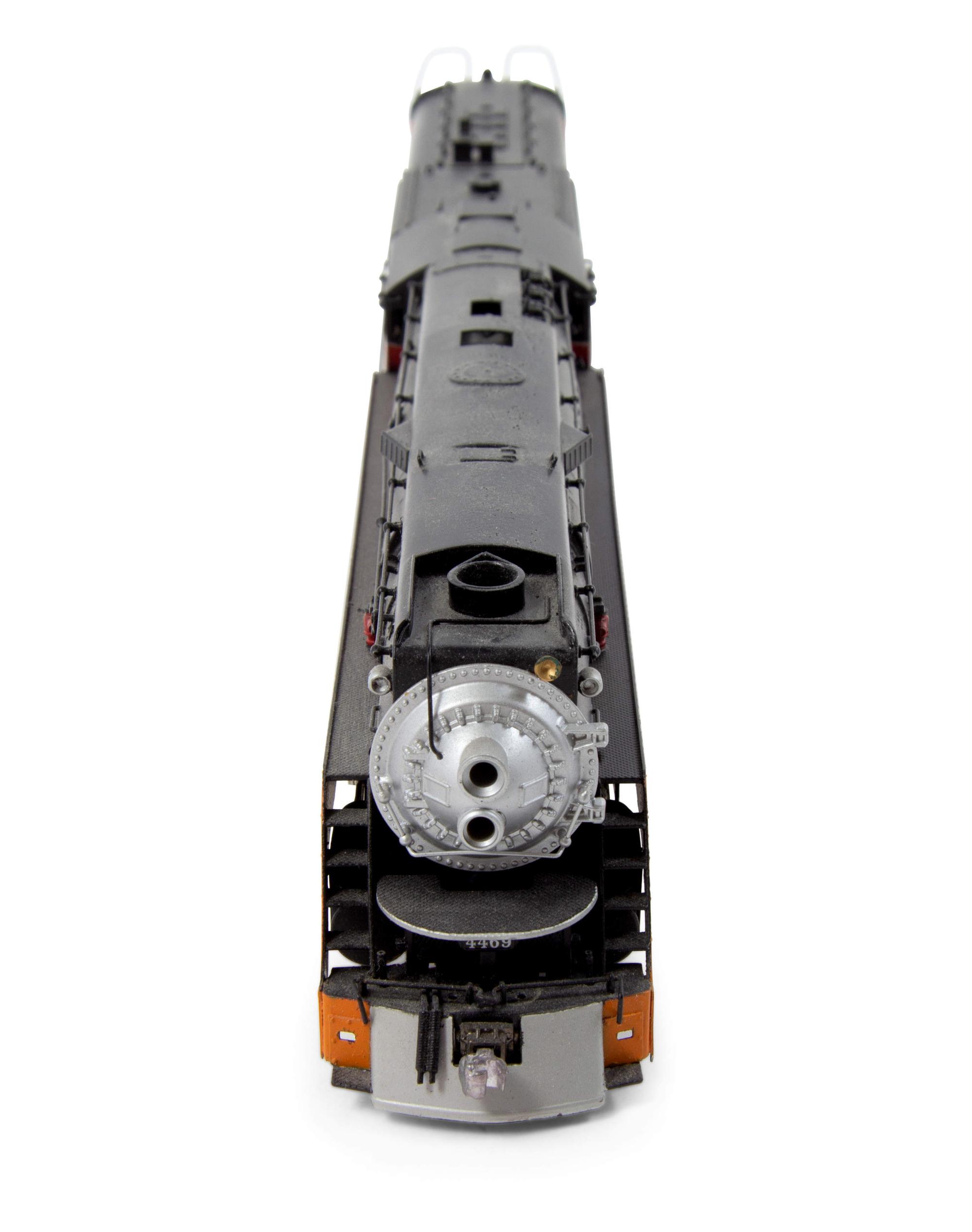 A Polychrome HO-Gauge Southern Pacific 4-8-4 Locomotive and Tender