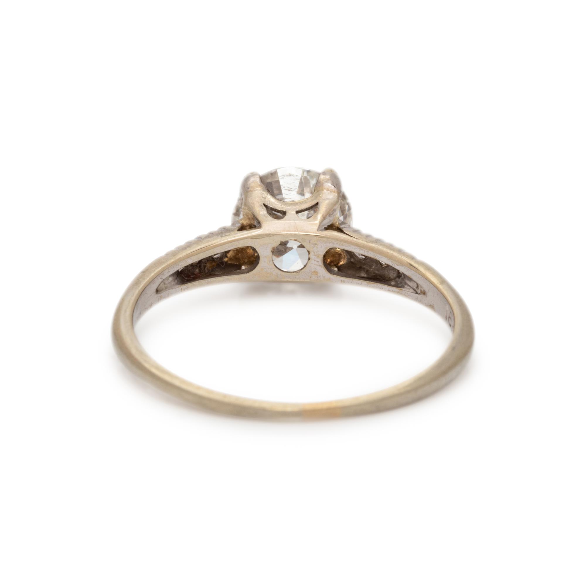 DIAMOND RING