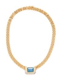 YELLOW GOLD, DIAMOND AND BLUE TOPAZ PENDANT NECKLACE
