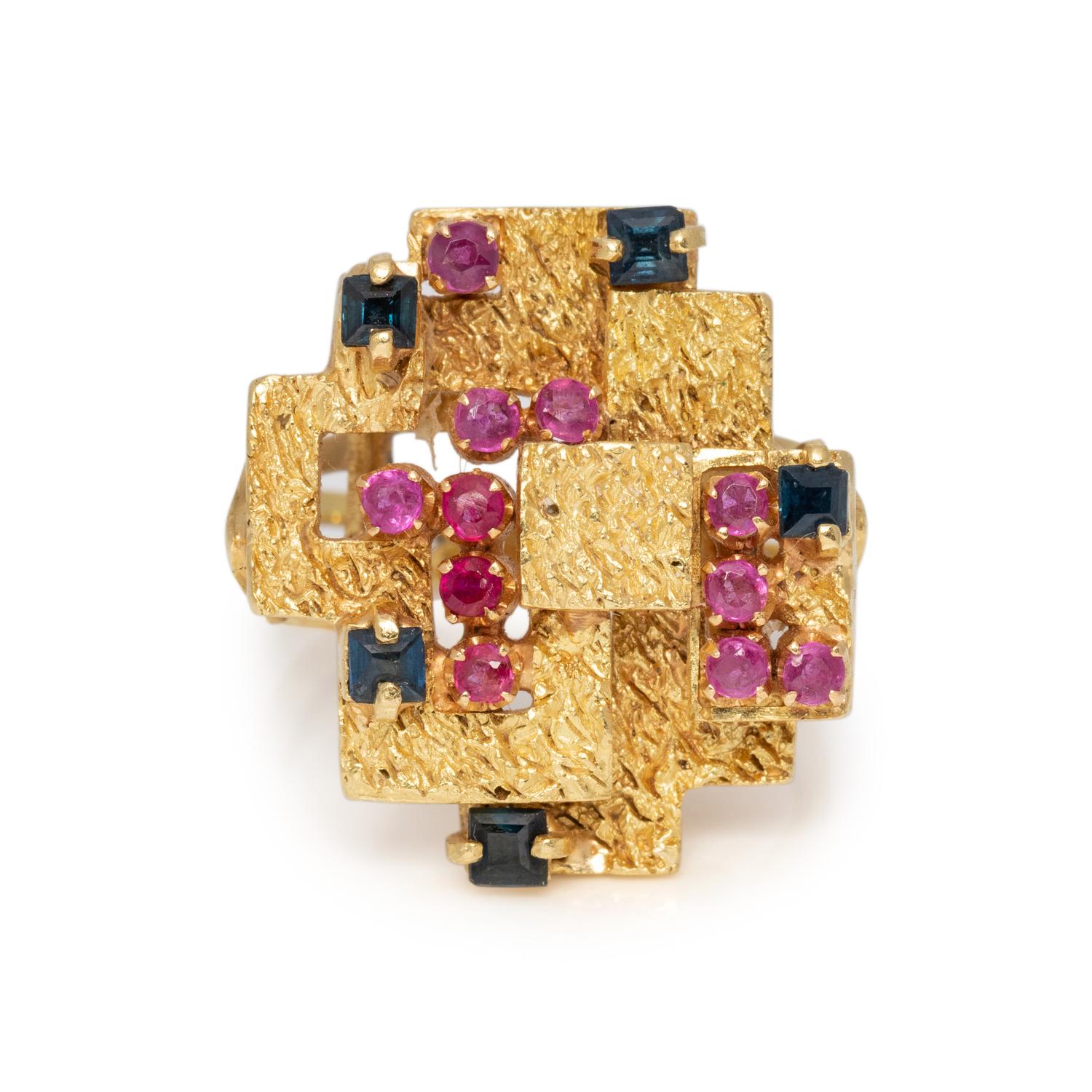 YELLOW GOLD, RUBY AND SAPPHIRE RING